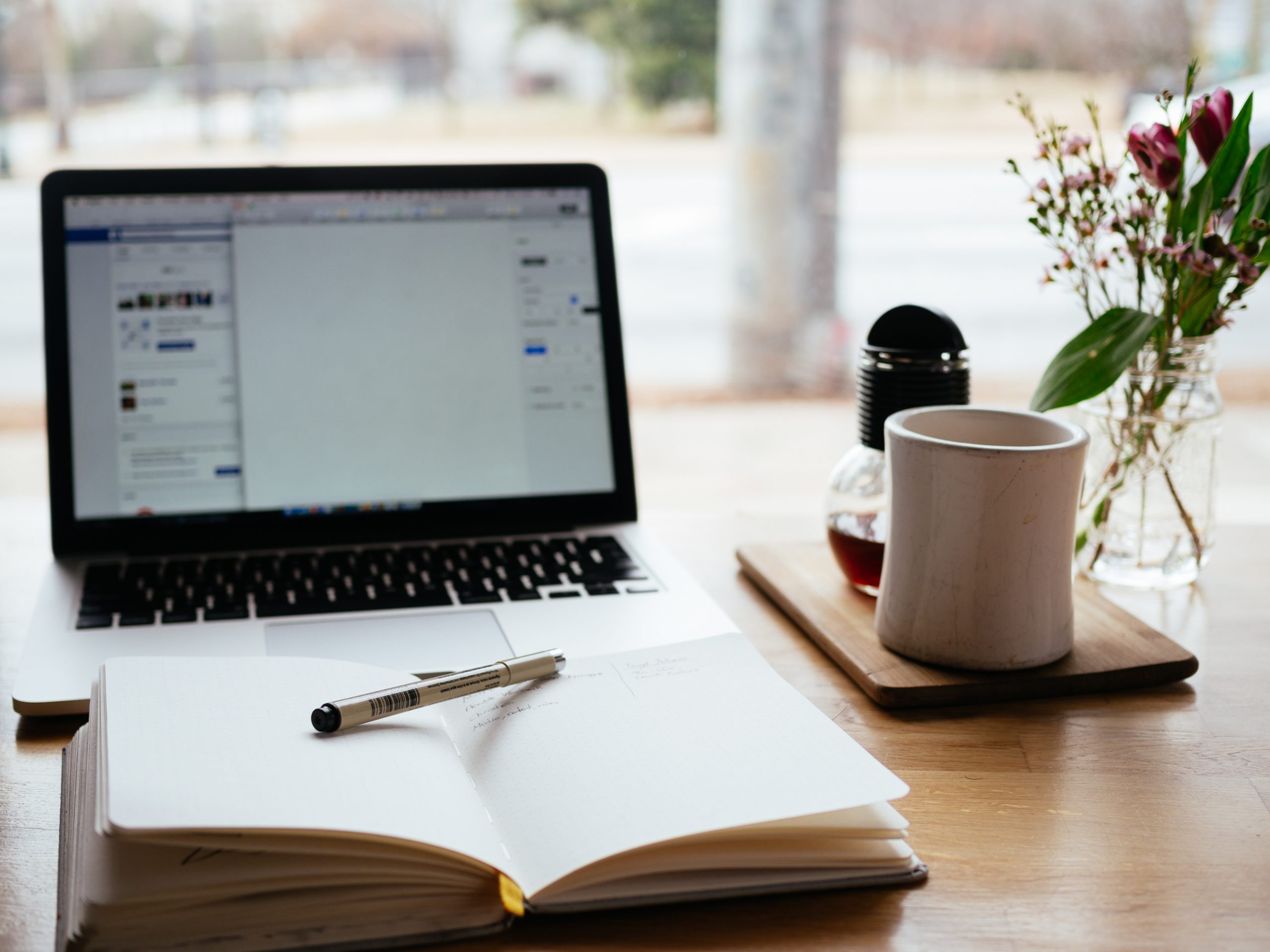 Create Strong Written Content to Give a Lasting Impression